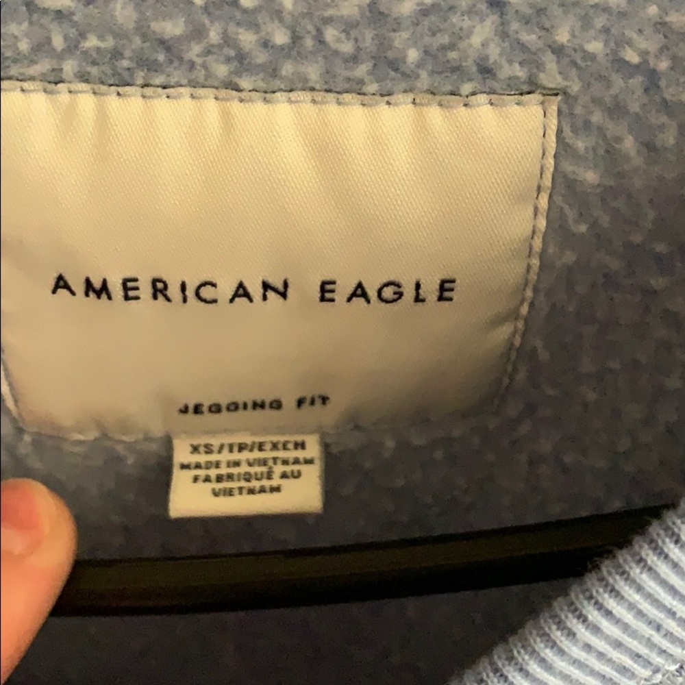 American eagle pull over - Picture 2 of 2